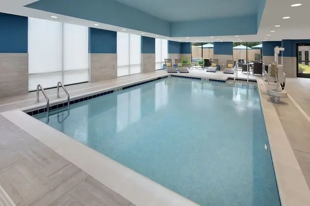 Hampton Inn & Suites Richmond Short Pump - Havuz