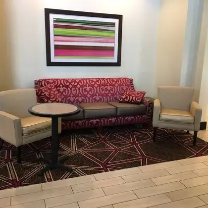 Hampton Inn and Suites Sandusky/Milan, OH - Lobi