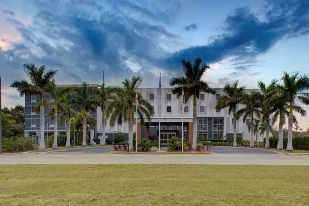 Hampton Inn & Suites Sarasota/Bradenton-Airport - Dış Mekan