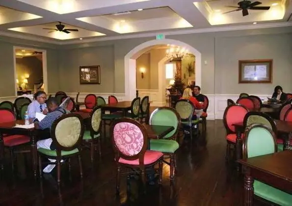 Hampton Inn & Suites Savannah Historic District