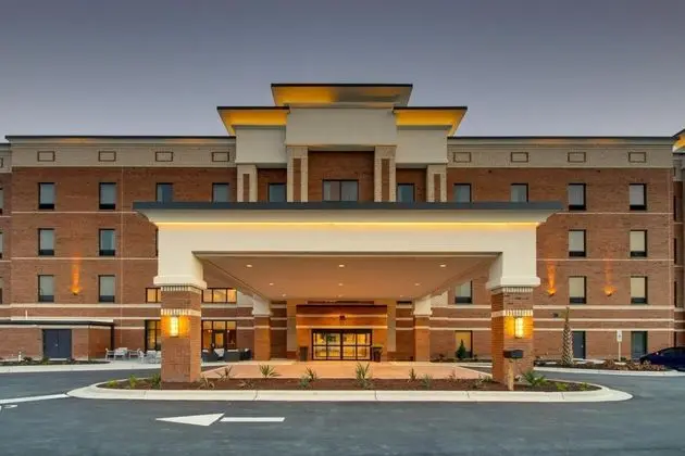 Hampton Inn & Suites Sneads Ferry, NC