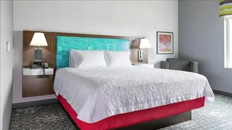 Hampton Inn & Suites St. Charles Old Town Area - Oda