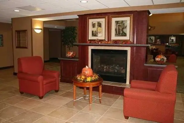 Hampton Inn & Suites St. Louis-Edwardsville
