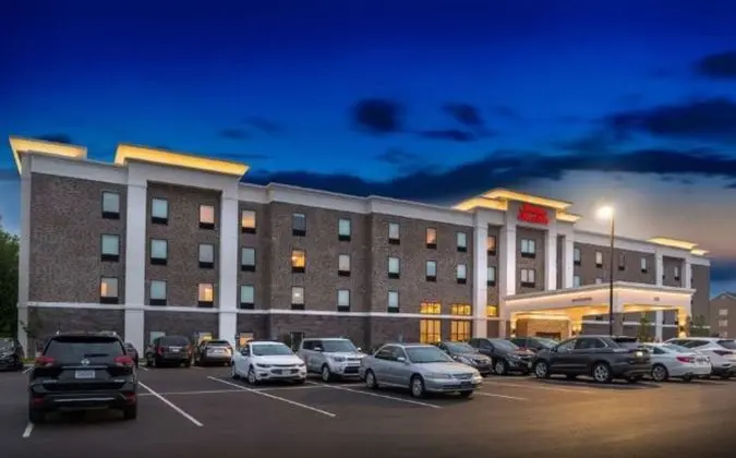 Hampton Inn & Suites St. Paul/Oakdale, MN