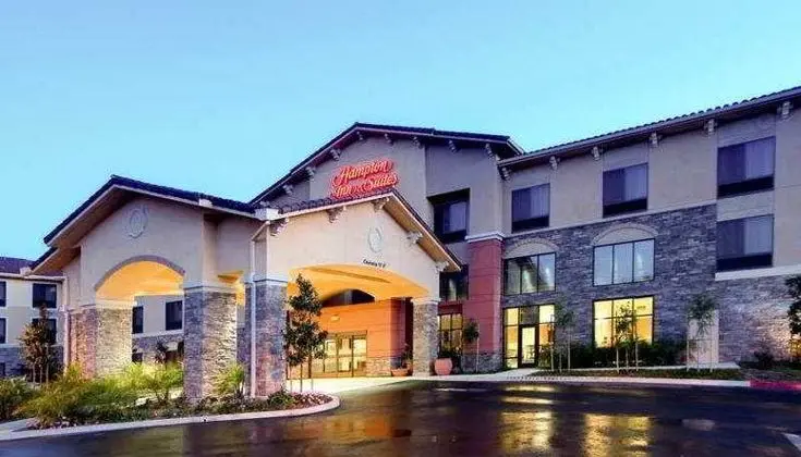 Hampton Inn & Suites Thousand Oaks, CA