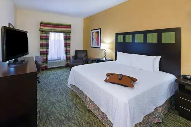 Hampton Inn & Suites Tulsa-Woodland Hills