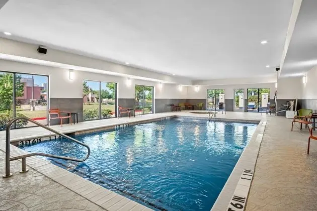 Hampton Inn & Suites Waxahachie - Havuz