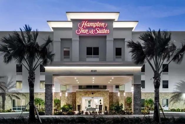 Hampton Inn & Suites West Melbourne-Palm Bay Road,