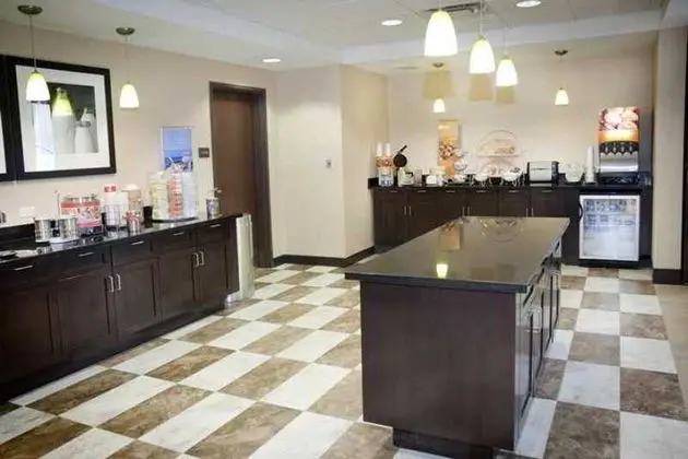 Hampton Inn & Suites Wheeling-The Highlands, WV