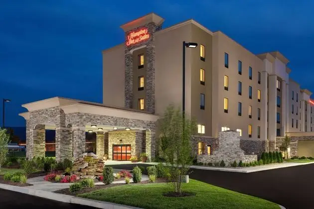 Hampton Inn & Suites Williamsport-Faxon Exit, PA - Dış Mekan