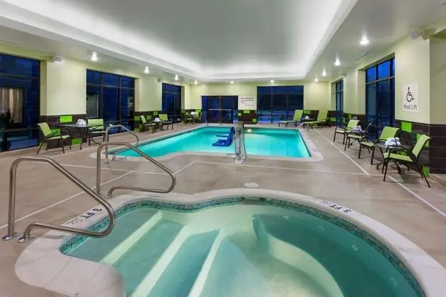 Hampton Inn & Suites Williamsport-Faxon Exit, PA - Havuz