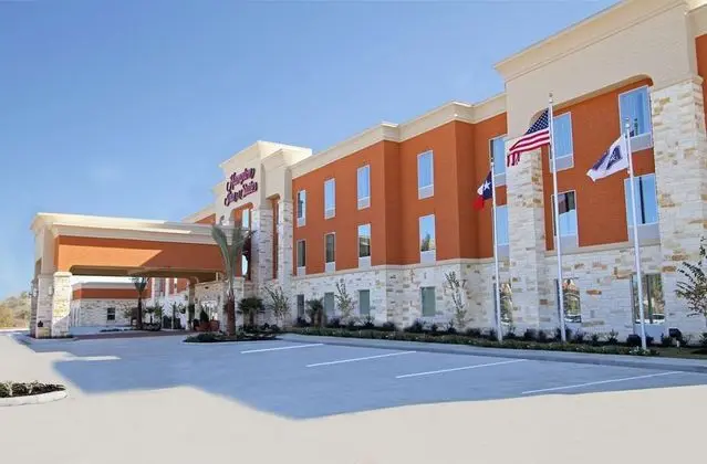 Hampton Inn and Suites Winnie