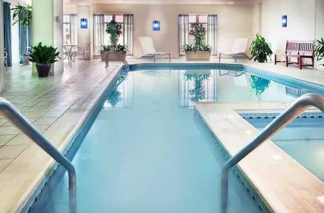 Hampton Inn Washington DC Convention Center - Havuz