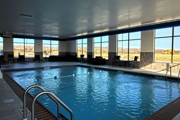 Hampton Inn West Plains, MO - Havuz