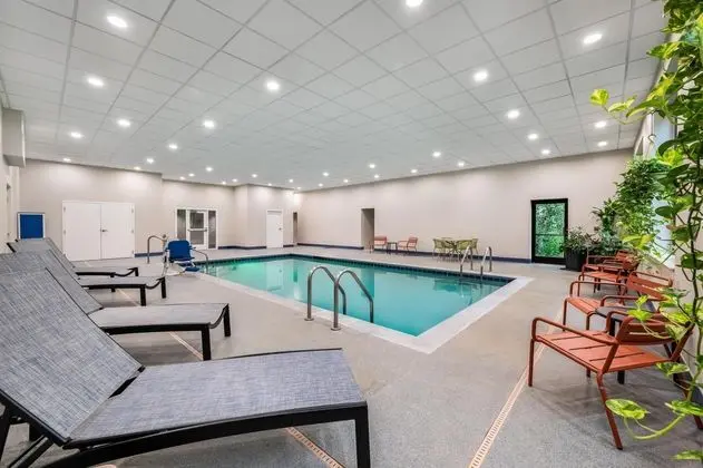 Hampton Inn White River Junction - Havuz