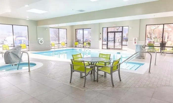 Hampton Inn Williamsport-Downtown - Havuz