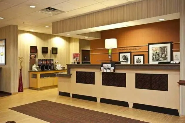 Hampton Inn Winchester-North 
