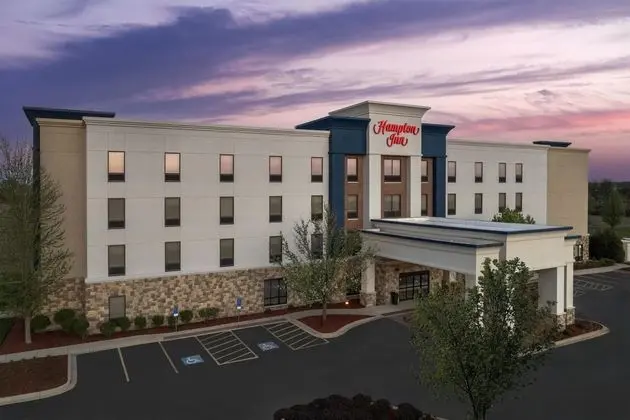 Hampton Inn Yorkville - Öne Çıkan Resim