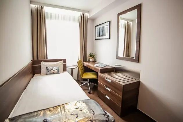 Hampton Suites Serviced Apartments - Oda