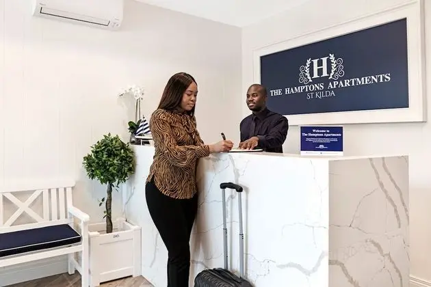 The Hamptons Apartments - St Kilda - Lobi