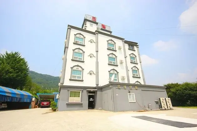 Hampyeong Hill Top