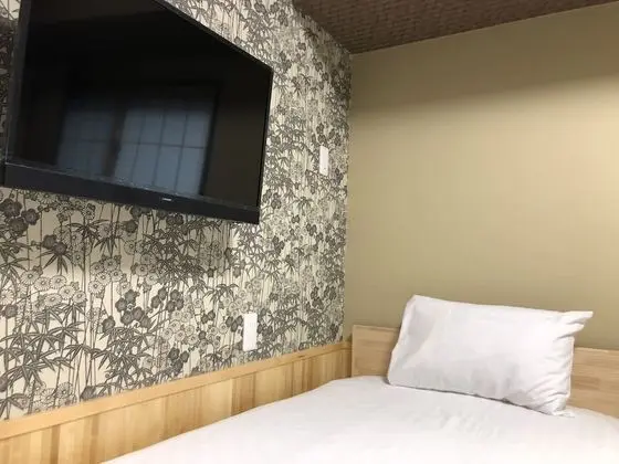 Hananoya Kamogawa Nanajo - Oda