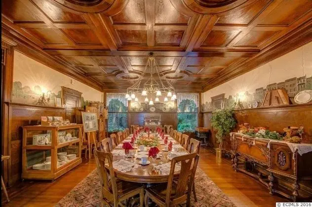 The Hancock House - Yerinde Yemek