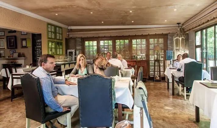 Hands On Retreat and Sleep Spa Craighall - Yerinde Yemek