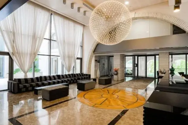 The Haneviim Suites - Lobi