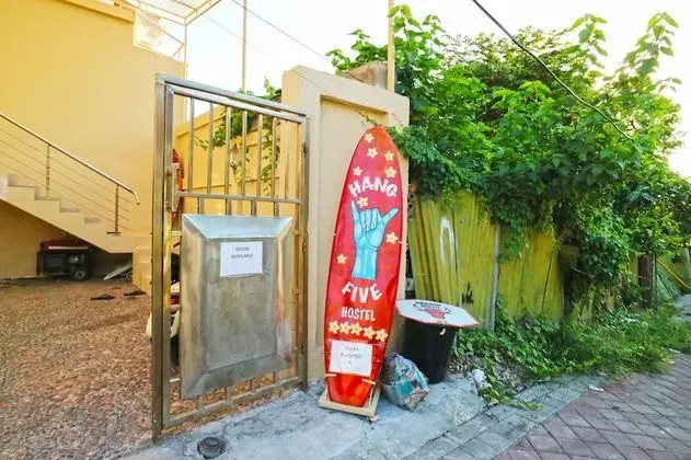 Hang Five Canggu Hostel - Dış Mekan