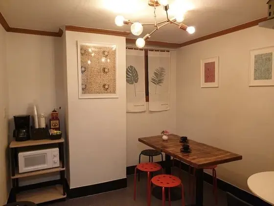 Hangeul Guest House - Öne Çıkan Resim