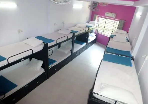 Hangout Hostel HCM - Oda