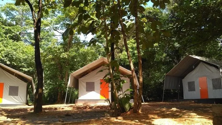 Hangover Hostels Sigiriya
