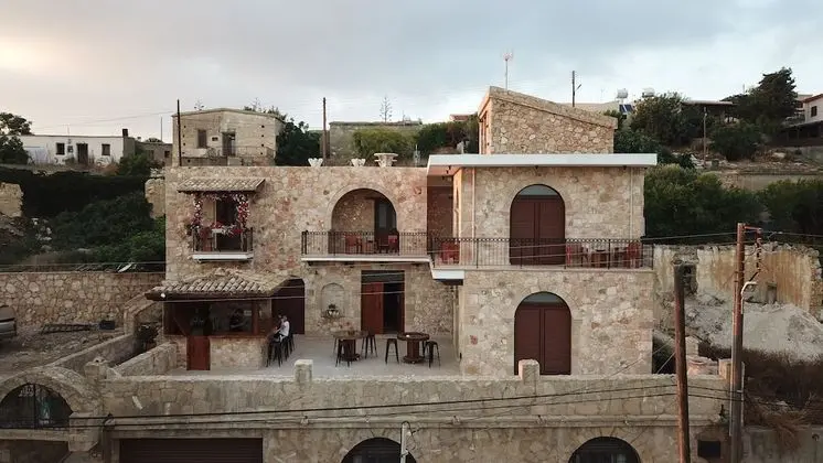 Hanna Koumi Boutique Hotel - 1