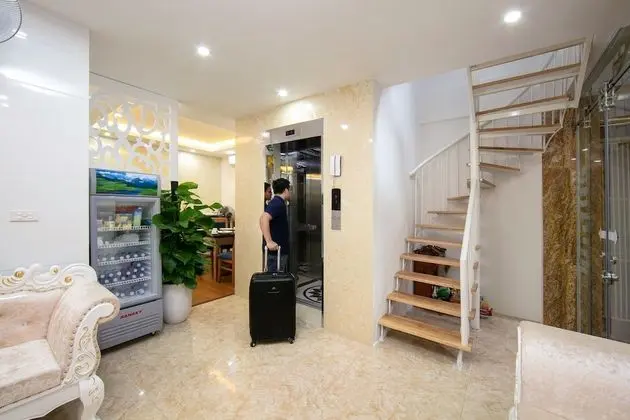 Hanoi Golden Hotel - Lobi