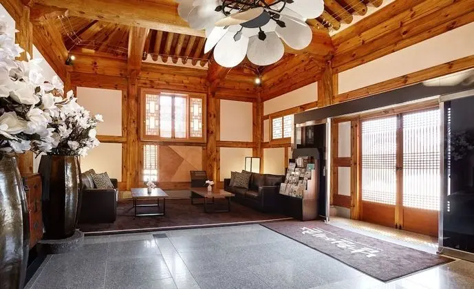 Hanok Hotel NAMWONYECHON by Kensington - Lobi