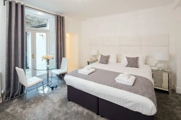 Hanover 71 Suites - Oda