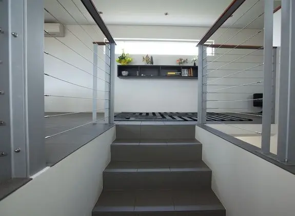 Hanover Bay Apartments - Lobi