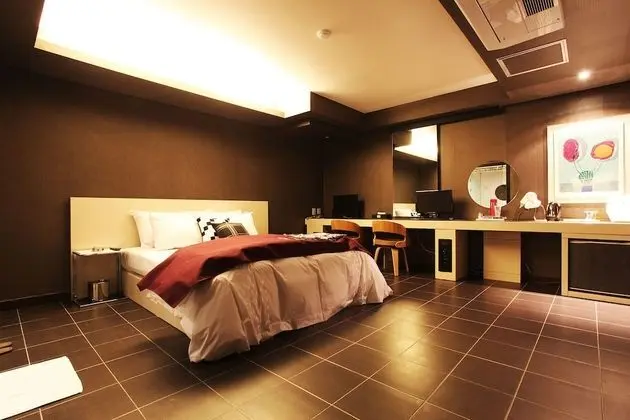 Hansung University May