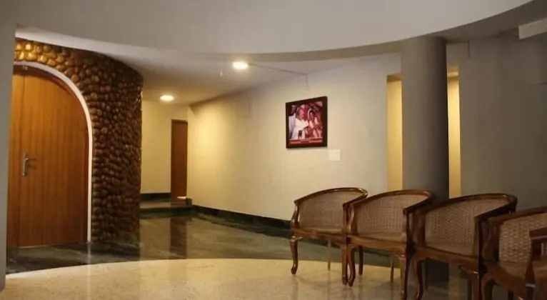 Hanu Reddy Residences Poes Garden - İç Mekan