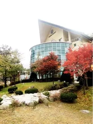 Hanwha Resort Sanjeong Lake