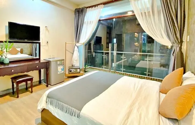 HANZ Acorn Hotel & Cafe