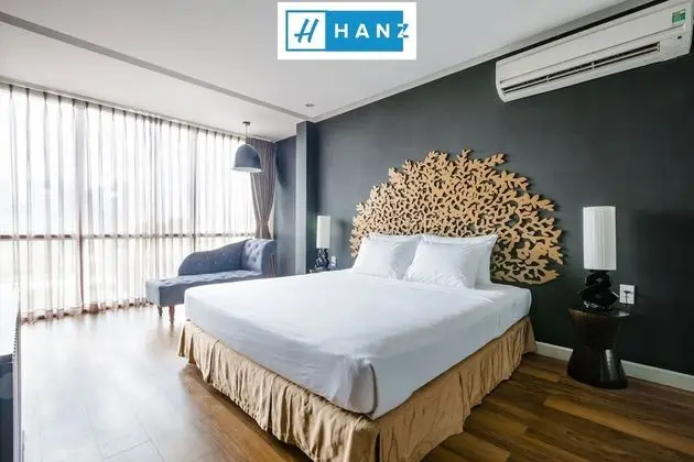 HANZ Friday City View Hotel