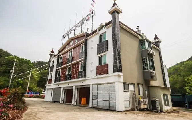 Hapcheon Broadway Hotel