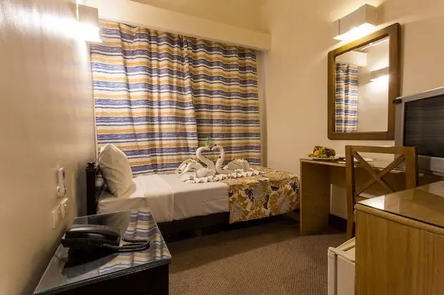 Hapi Hotel
