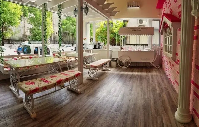 Happiness station B&B - Öne Çıkan Resim