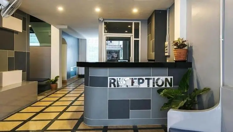 Happy Bou Jomtien Guesthouse - Lobi