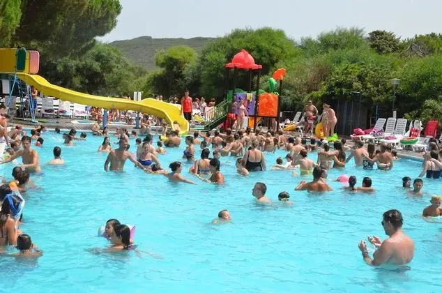 Happy Camp in Camping Bella Sardinia - Havuz