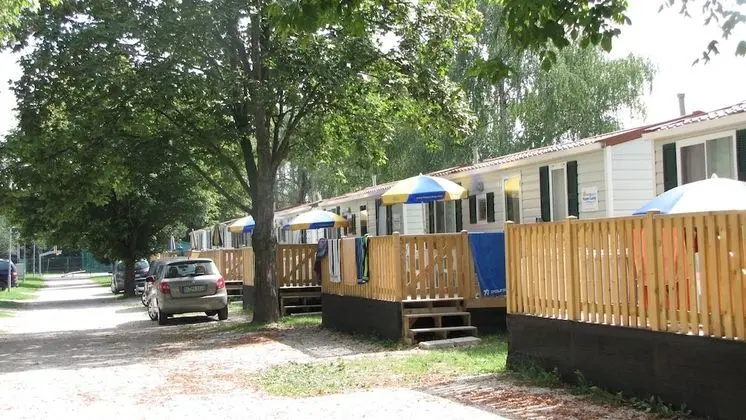 Happy Camp Mobile Homes in Camping Terme Catez