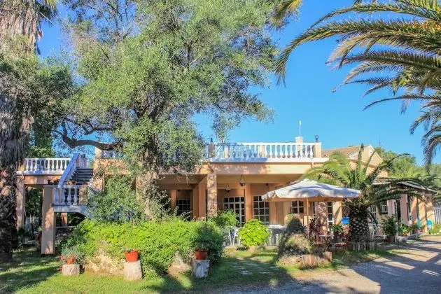 Happy Camp Mobile Homes In Karda Beach Camping and Bungalows - Dış Mekan